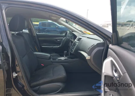2018 Nissan Altima 2.5 S z USA, uszkodzony, nr VIN 1N4AL3AP3JC131261